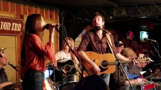 Mo Pitney &amp; wife Emily, &quot;STORMS NEVER LAST&quot;, The Station Inn, Nashville, TN, February 19, 2019