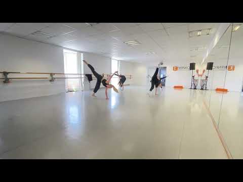 Go easy on me final jazz exam 3 Year Students at Minkov Tanzakademie July 2022