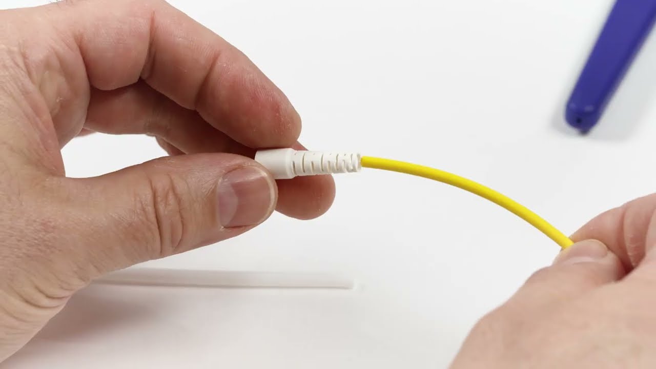 Assembling a QSC 3mm Mechanical Connector by Hand