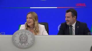 Meloni: «L'incontro di Salvini con l'ambasciatore russo si è tenuto per le aziende italiane che o...