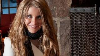 "The Song of Christmas Time" by Savannah Outen