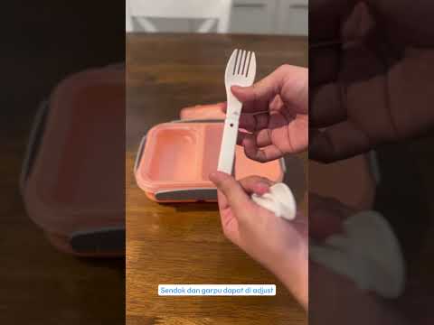 Gambar Kris Kotak Makan 2 Sekat Dengan Sendok & Garpu 1.1 Liter - Pink Muda