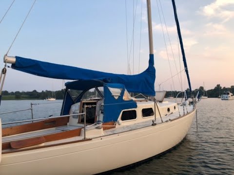 Alberg 30 Mahseer's first overnighter on Lac Deschenes