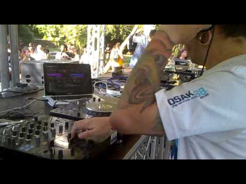 INTRO ALEX TB @ OLD RIVER PARK: 10 YEARS FAMILY GROOVE