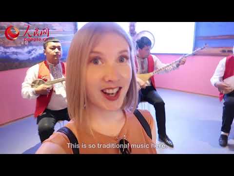 Anne in Xinjiang: Exploring the Folk Instrument Village in Kashgar