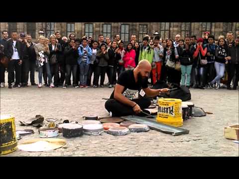 Dario Rossi (techno street drummer)