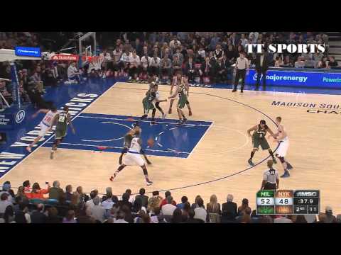 Kristaps Porzingis Full Highlights vs Bucks (06.11.2015) - 14 pts, 13 reb + MONSTER PUTBACK