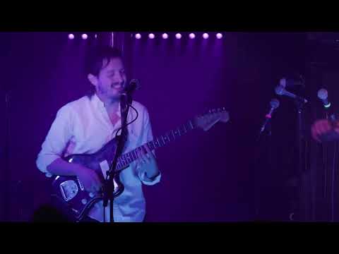 edbl - No Pressure ft. Jay Alexzander (At PizzaExpress Live)