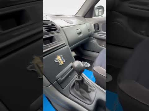 фото renault laguna i 0