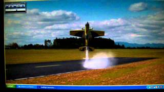 preview picture of video 'Hormigueros RC Club Great Planes Extra 330S 27% Real Flight  3.5'
