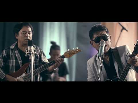 Mayalu  Tshering Bhutia Ft. Prism Band | New Nepali Melody Song 2017 | OFFICIAL MUSIC VIDEO HD |