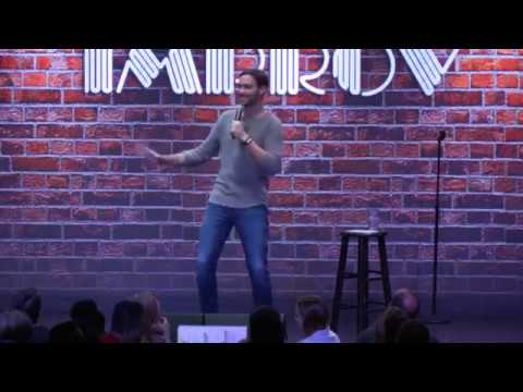Jeff Dye On Stage During An Earthquake!