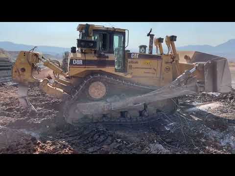 Caterpillar D8R Bulldozer