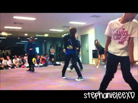 Hyuna & JS- Troublemaker Kpop Dance Off