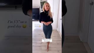 Ways to elongate your legs and look thinner! 👌🏼✨ #shortsvideo #fashionideas #over60fashion