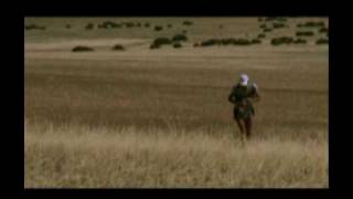 Marco Corre Lyrics English Translation