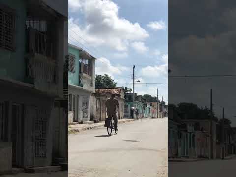 🇨🇺Una calle de barrio en #cuba  #lastunas  | Calle Menocal #travel #viajes #cubahoy