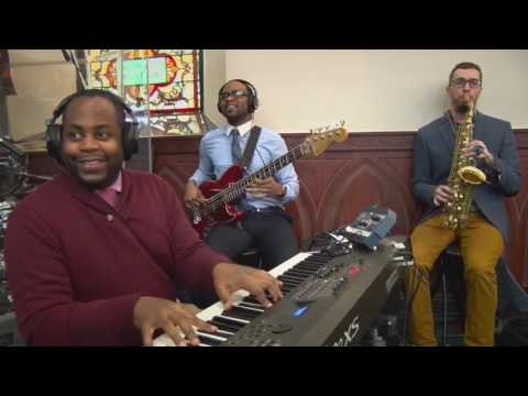 Temple Praise Band   Joy to the World