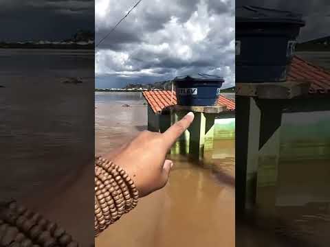 Cheia do Rio São Francisco,  em Bom Jesus da Lapa, Bahia.