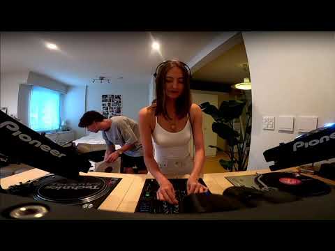 Telework Vol. IV - Frankie $ B2B Elli Arakawa