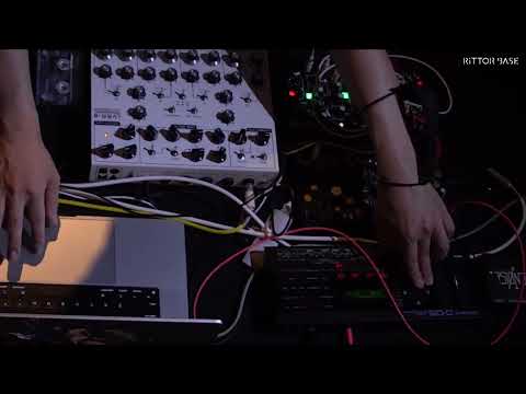 "B2B Electronic Improvisation Set" Akihiko Matsumoto / Taro Aiko (ENDON / M.A.S.F. ) Online Ticket