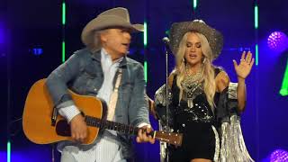 A Thousand Miles from Nowhere - Carrie Underwood &amp; Dwight Yoakam (CMA Summer Jam 7-27-21)