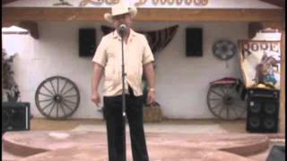 Manny Montes El Romántico Norteño &quot; Mi Madrecita Santa &quot;