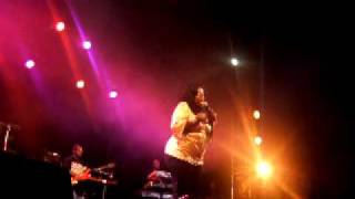 Angie Stone - Here we go again live@Elysée Montmartre (PARIS)