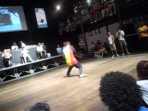 Bboy Okado e Monstrinho ( soul da favela/Peos) vs Manga e Vinicius ( Breakzas crew )