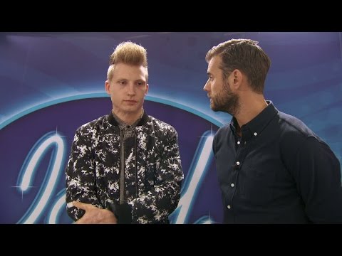 Axel Schylström är den första att få besked om han går vidare eller ej - Idol Sverige (TV4)