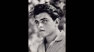 Fabian - This Friendly World