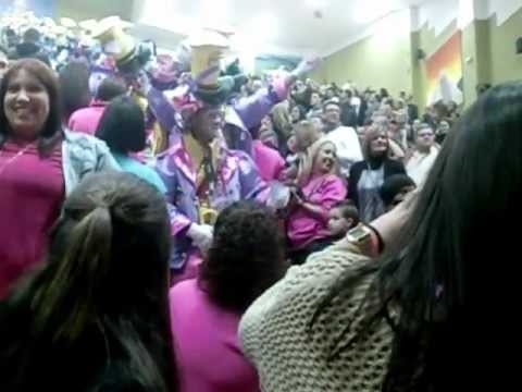 Entrada a escenario Murga Los Chancletas 2013 (Gran - Gala Presentación Murga Los Chancletas 2013)