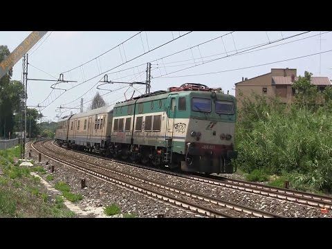 E.656.551 con carrozza Aldebaran a Monterotondo - E.656.551 with Aldebaran coach in Monterotondo