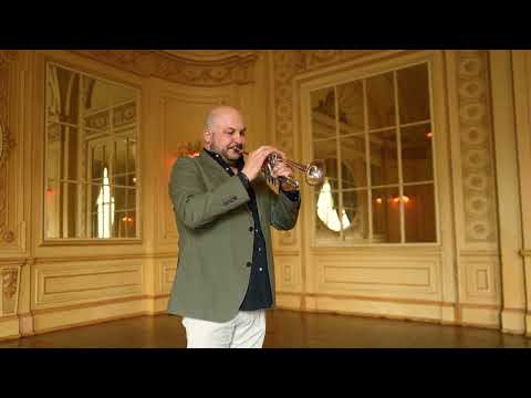 CSO Principal Trumpet Esteban Batallán plays M. Haydn's Trumpet Concerto in D Major