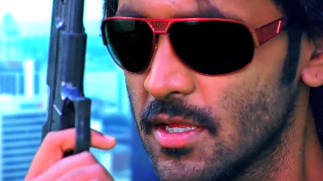 गन के साथ फन मेरा शौक नहीं पेशा है | Vishnu Manchu Best Dialogue Scenes