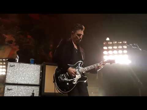 Rival Sons "Keep on Swinging" Live Paris 2019