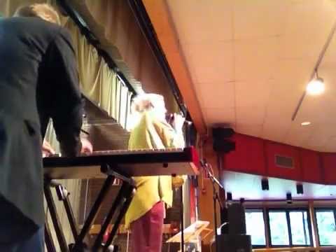 Jenny Silver & Dan Lindén - Something In Your Eyes