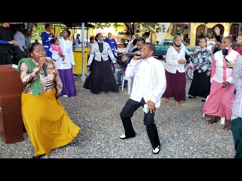 LA PRENDIA Y EL PRENDIO JUNTOS