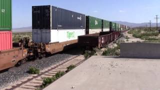 preview picture of video 'UPRR in the Mojave National Preserve. Video #1'
