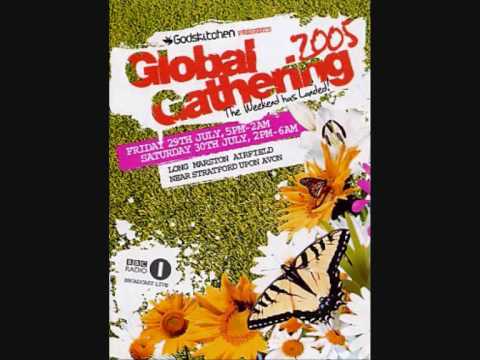 Bryan G @ Global Gathering 2005 (4/4)