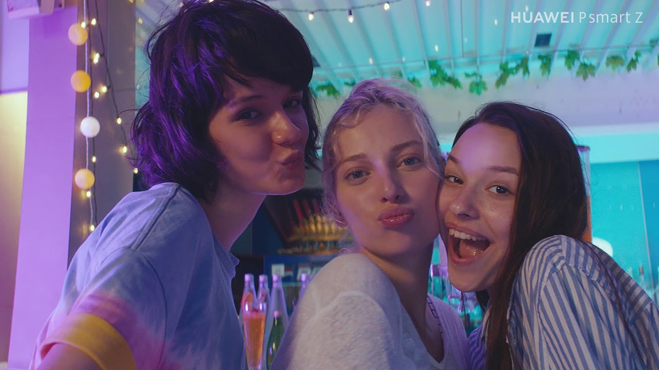 Huawei P Smart Z 4/64Gb Sapphire Blue (51093WVM) video preview