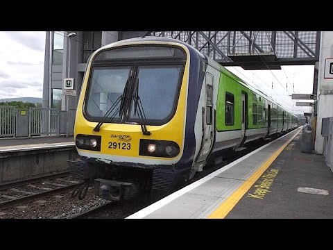 IE 29000 Class DMU Train number 29123 - Clontarf Road, Dublin