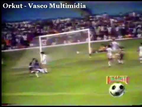 Roberto Dinamite (Vasco) - 05/05/1984 - Vasco 4x3 Portuguesa - 3 gols