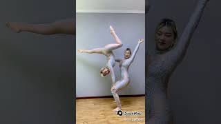 Download lagu CANTIK DAN TERLATIH mp3