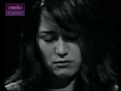 Martha Argerich Schumann's Piano Sonata No. 2 in G minor Op. 22,  IV mov Rondo - Presto