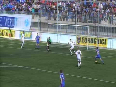 IKEN SHKELQIM MUCA KUKESI MENDON PER TRAJNER TE RI TE MIRENJOHURIN ARTIM SHAQIRI LAJM