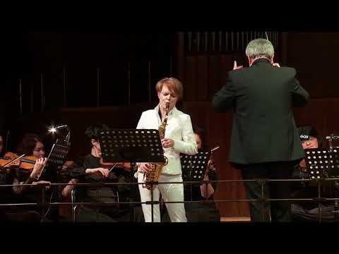 R.Molinelli- Tango club  Veronika Kozhukharova- saxophone Conductor - V.Bobkov