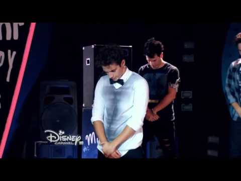 Sou Luna - Capítulo 65 - Os meninos cantam "I'd Be Crazy" no Open Music