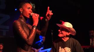 Algebra Blessett - U Do It For Me {Live @ Bizz'Art, Paris, 2014-09-26}
