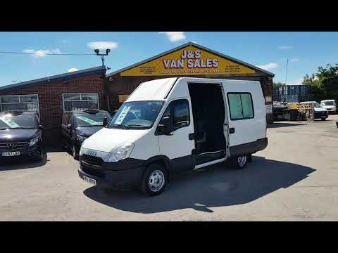 IVECO DAILY 35C15 MWB CREWVAN 13 REG HI ROOF (REAR SEATS) TWIN WHEELER £10995 NO VAT 0161 432 3679